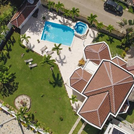 Casa Blanca - White House Apartment Cabarete Exterior photo