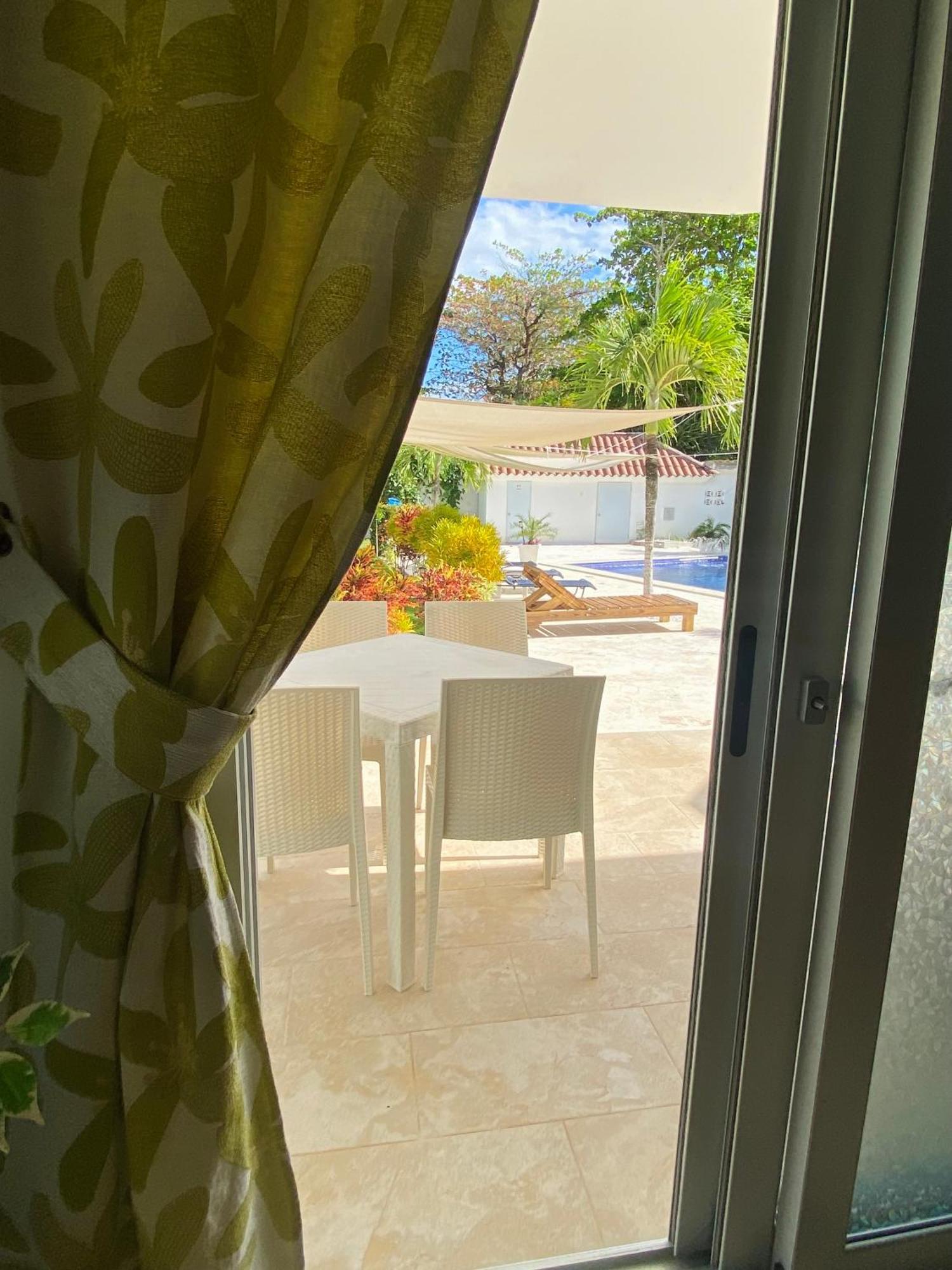 Casa Blanca - White House Apartment Cabarete Exterior photo